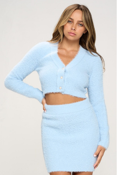 Haut boutonné et jupe crayon