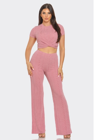 Haut à torsion et Pantalon évasé